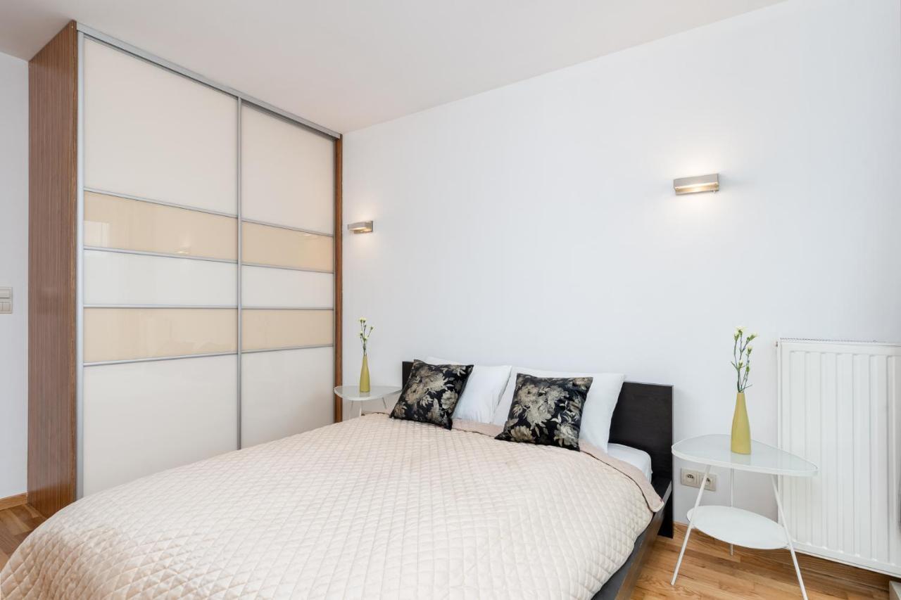 Modern Apartments With Free Parking Spot Krakow Exterior photo