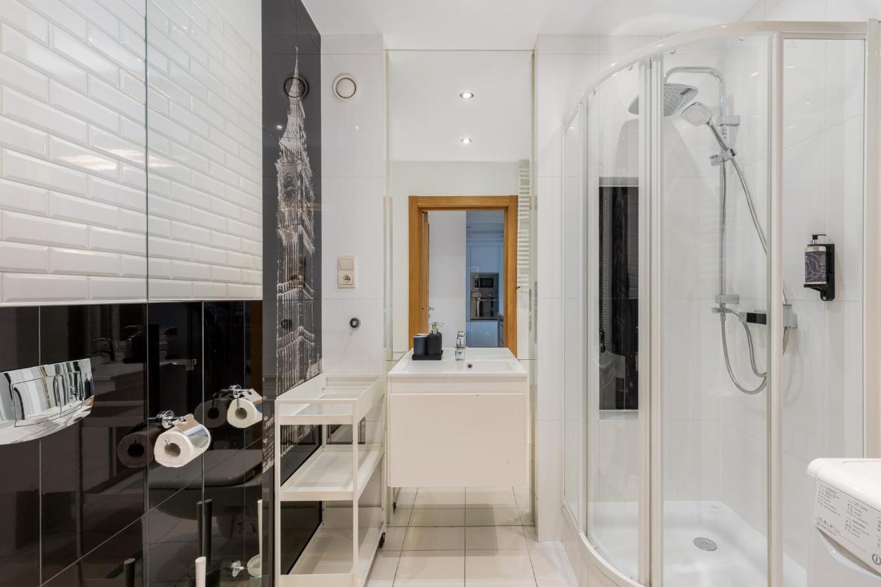 Modern Apartments With Free Parking Spot Krakow Exterior photo